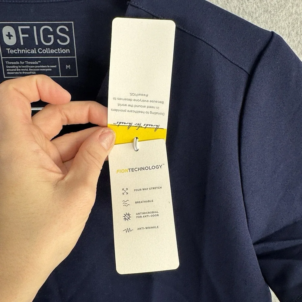 FIGS Casma Three-Pocket Scrub Top Women's M Navy Blue Stretch Medical NWT